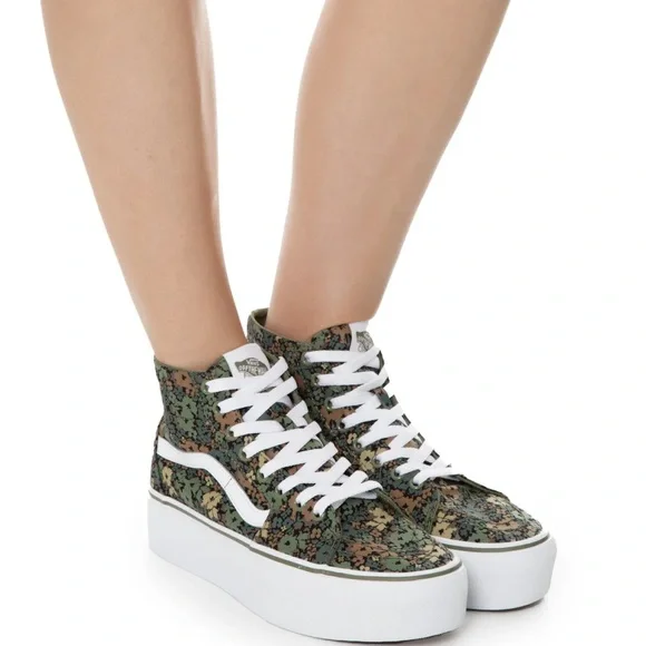 Vans Camouflage High-Top Sneakers - Picture 6 of 15